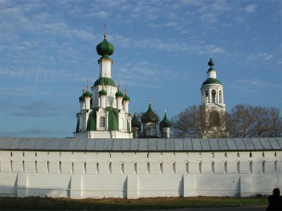 Стены Толгского монастыря