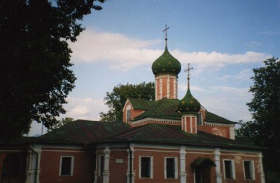 Введенская церковь (1710 г.)