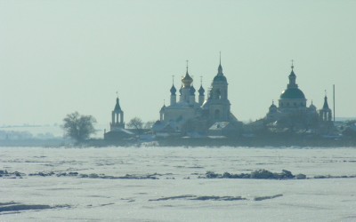 Спасо-Яковлевский монастырь зимой