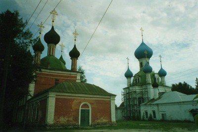 Сохранившиеся храмы Сретенского Новодевичьего монастыря