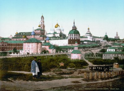 Вид на Троице-Сергиеву Лавру. Цветная литография 1890-е гг.