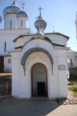 Часовня "Столп" построена в XVIII в. на месте столпнического подвига св. Никиты